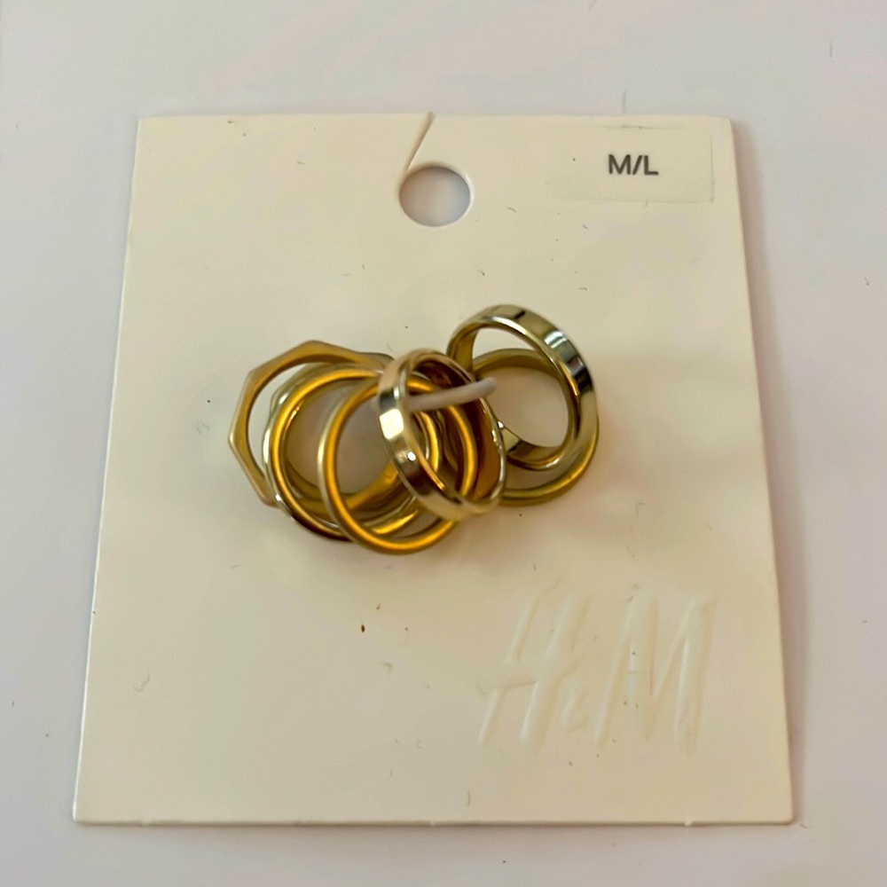 H&M Gold Ring Set